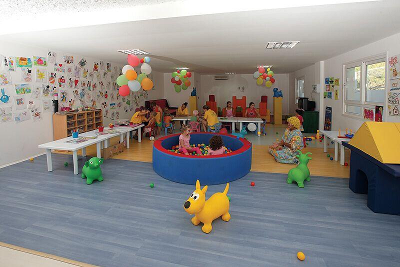 Armonia Village & 5*